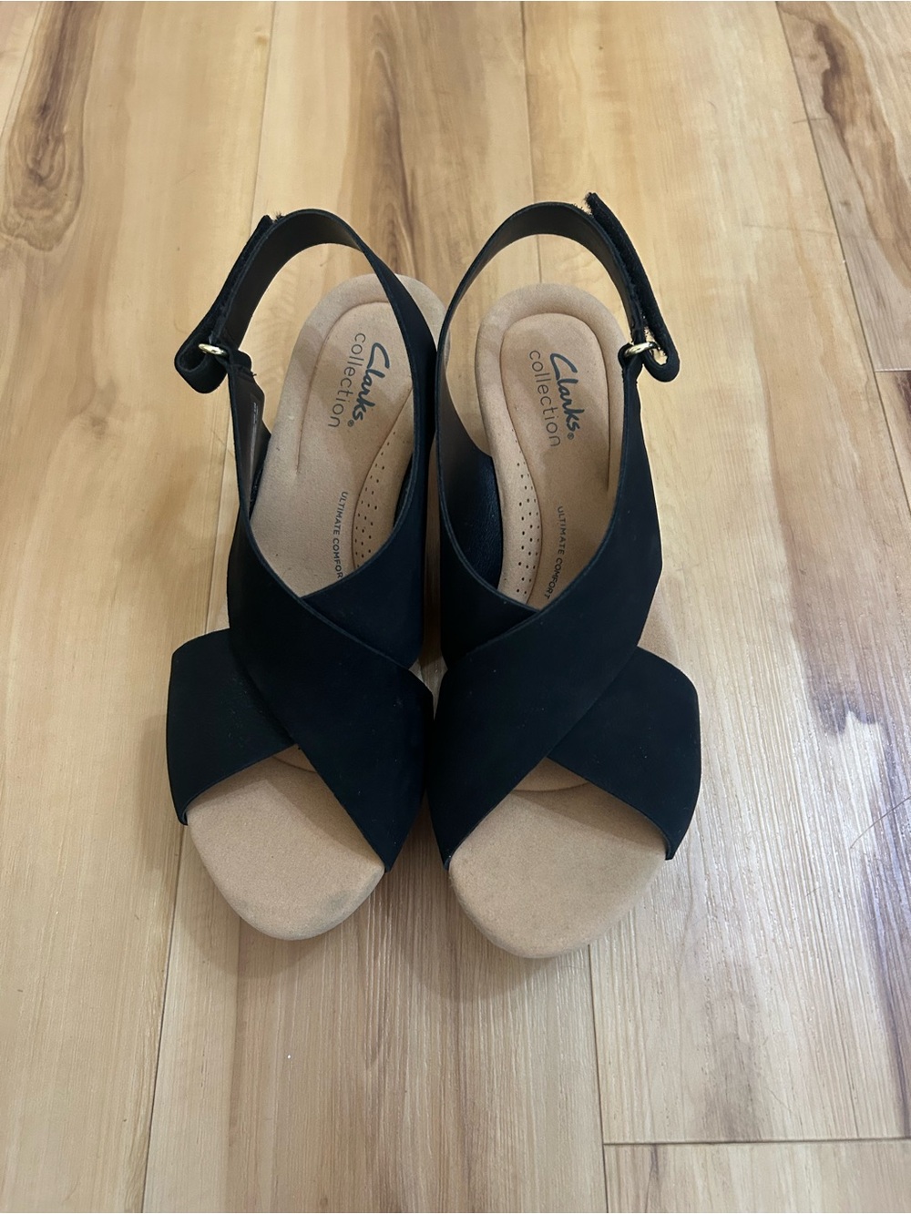 Clarks Women's Annadel Eirwyn Wedge Sandal